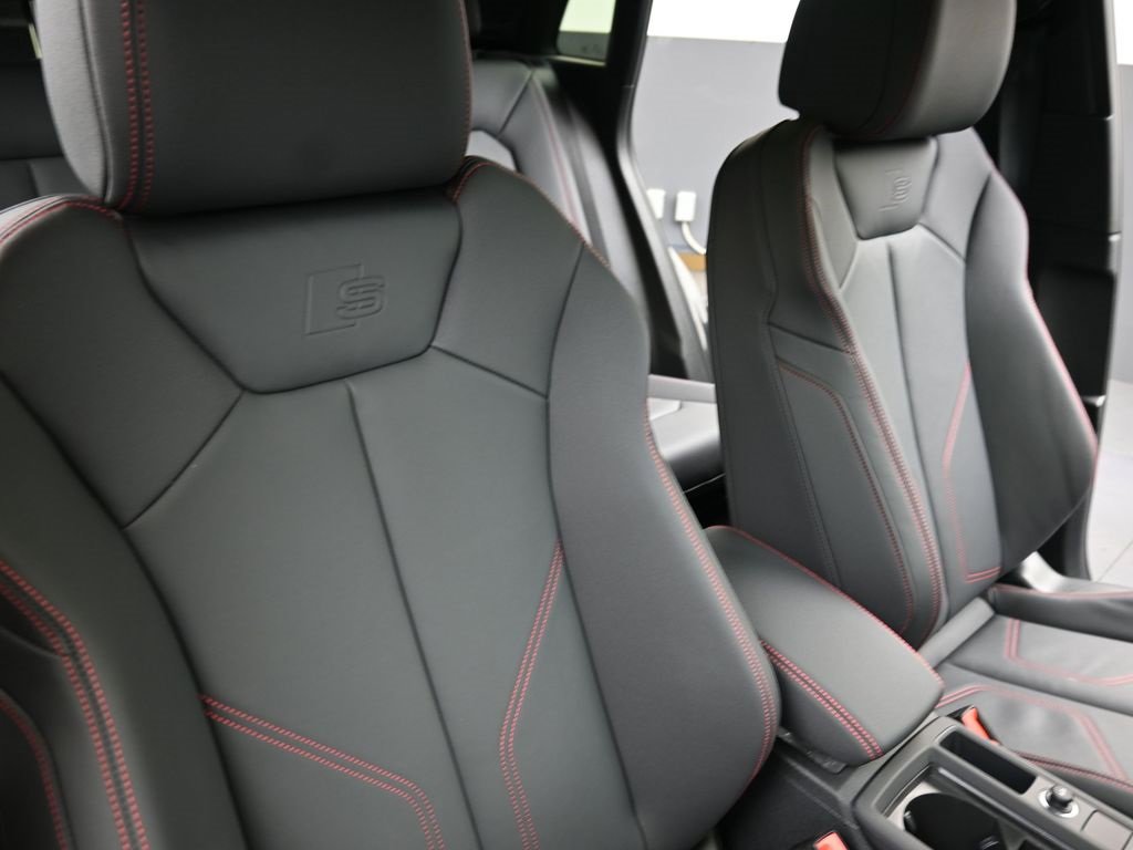 New 2025 Audi Q3 2.0T Premium Plus image 14