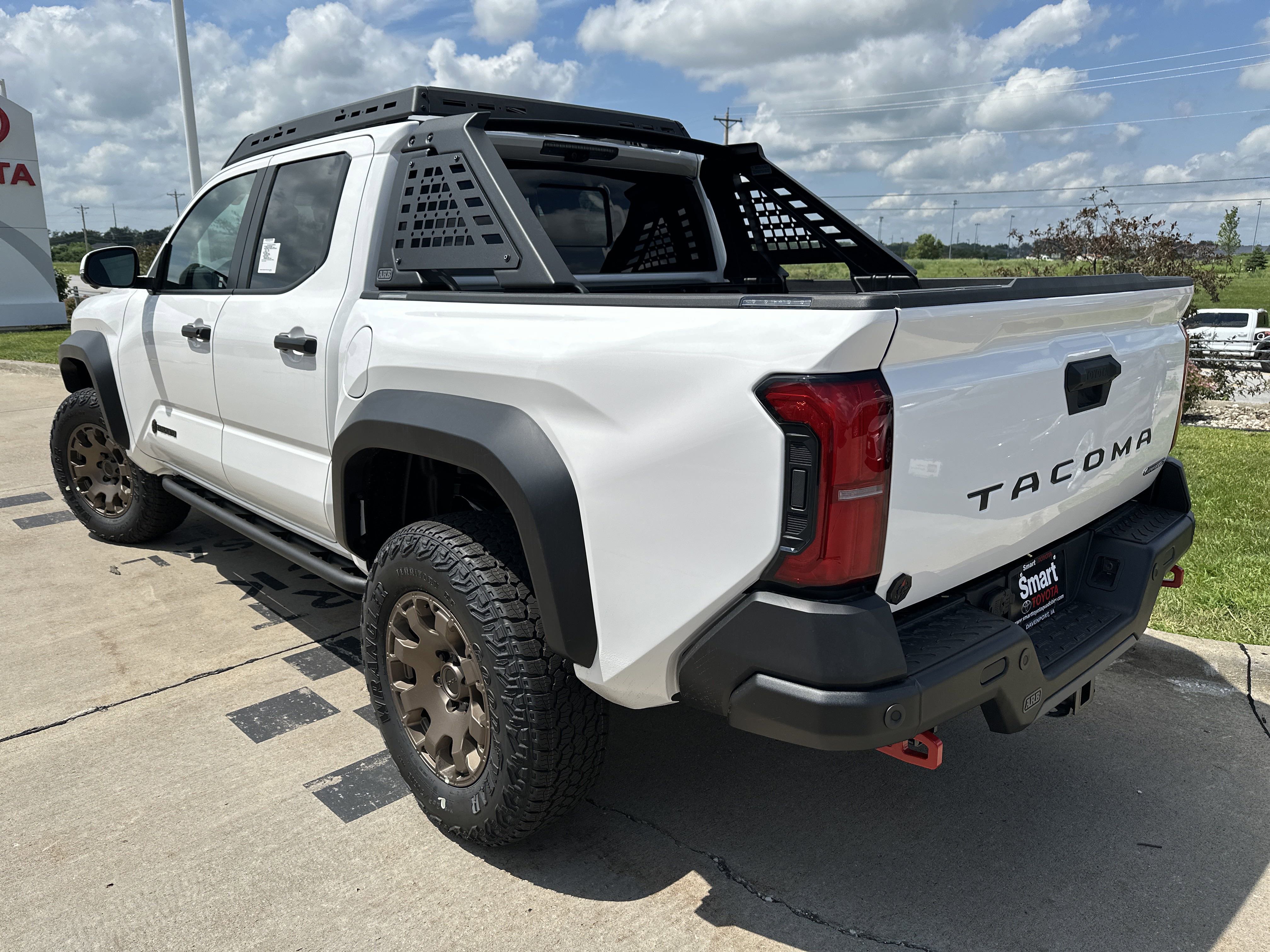 New 2025 Toyota Tacoma 4x4 Double Cab Hybrid image 4