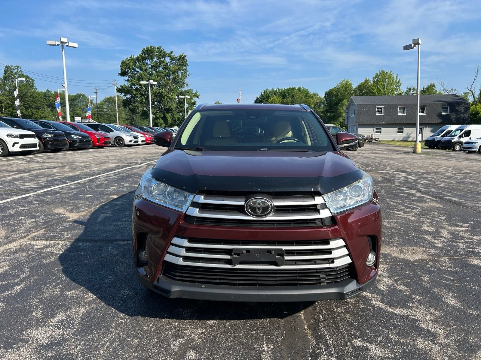 Used 2018 Toyota Highlander XLE AWD/4WD image 10