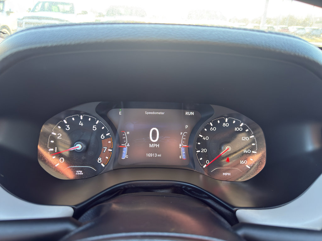 Used 2023 Jeep Compass Limited image 17