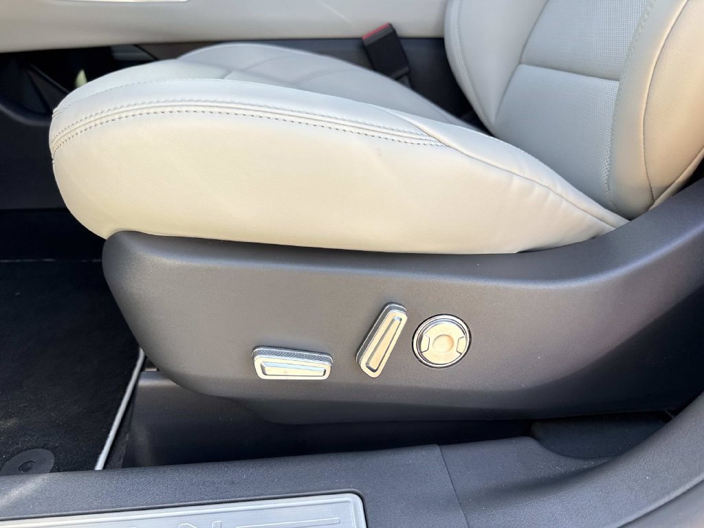 New 2026 Lincoln Nautilus Premier w/ Equipment Group 102A AWD/4WD image 20