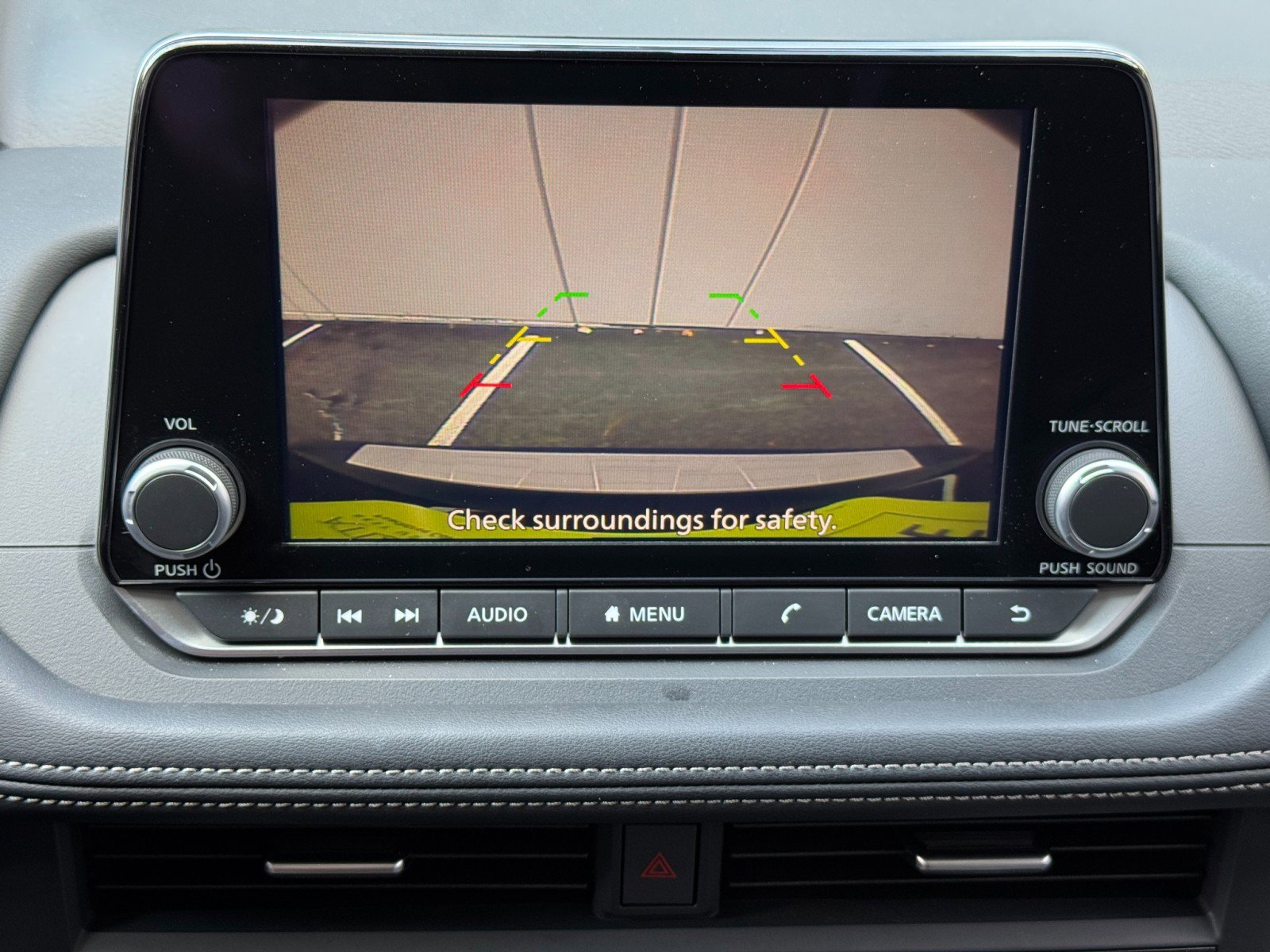 Used 2024 Nissan Rogue SV w/ SV Premium Package image 23