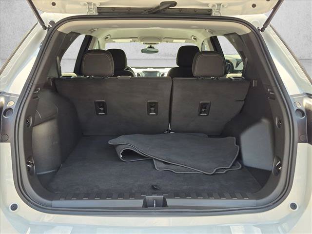 Used 2023 Chevrolet Equinox LS w/ LS Convenience Package FWD image 6