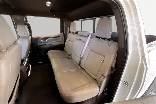 Used 2023 GMC Sierra 1500 SLT AWD/4WD image 16