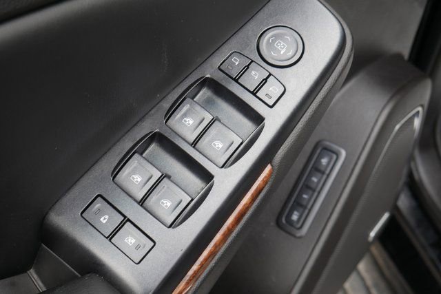 Used 2015 Chevrolet Tahoe LTZ image 16