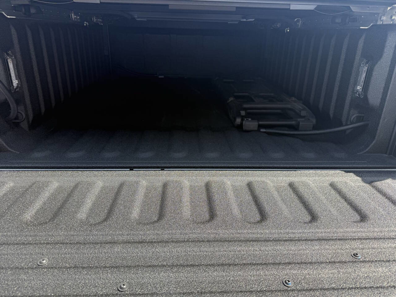 Used 2022 RAM 2500 Limited w/ Night Edition image 9