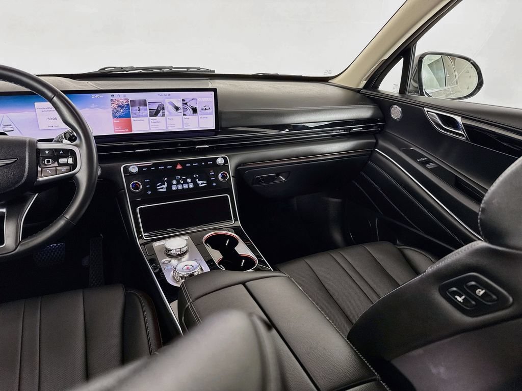 Used 2025 Genesis GV80 2.5T Standard AWD/4WD image 25