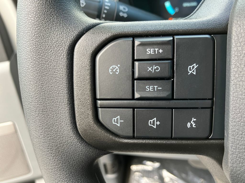 New 2026 Ford F250 XLT w/ XLT Premium Package AWD/4WD image 17