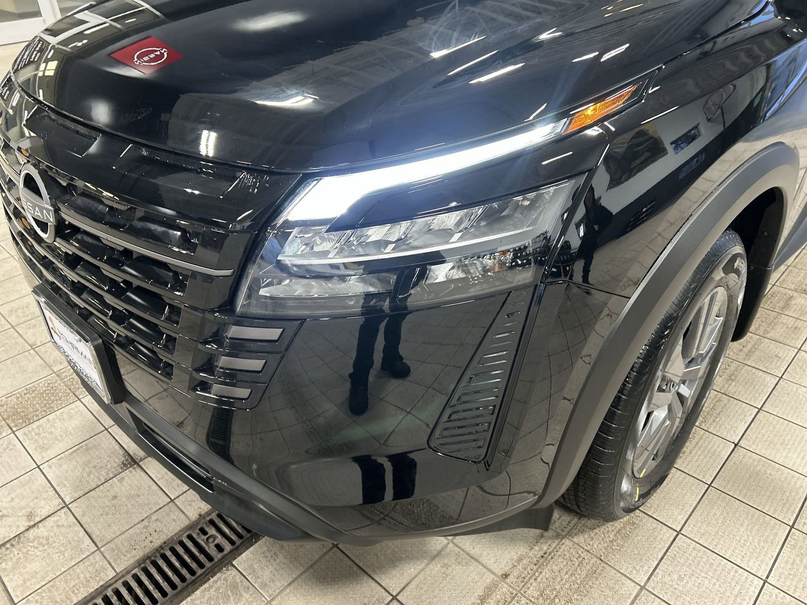 New 2026 Nissan Pathfinder S image 32