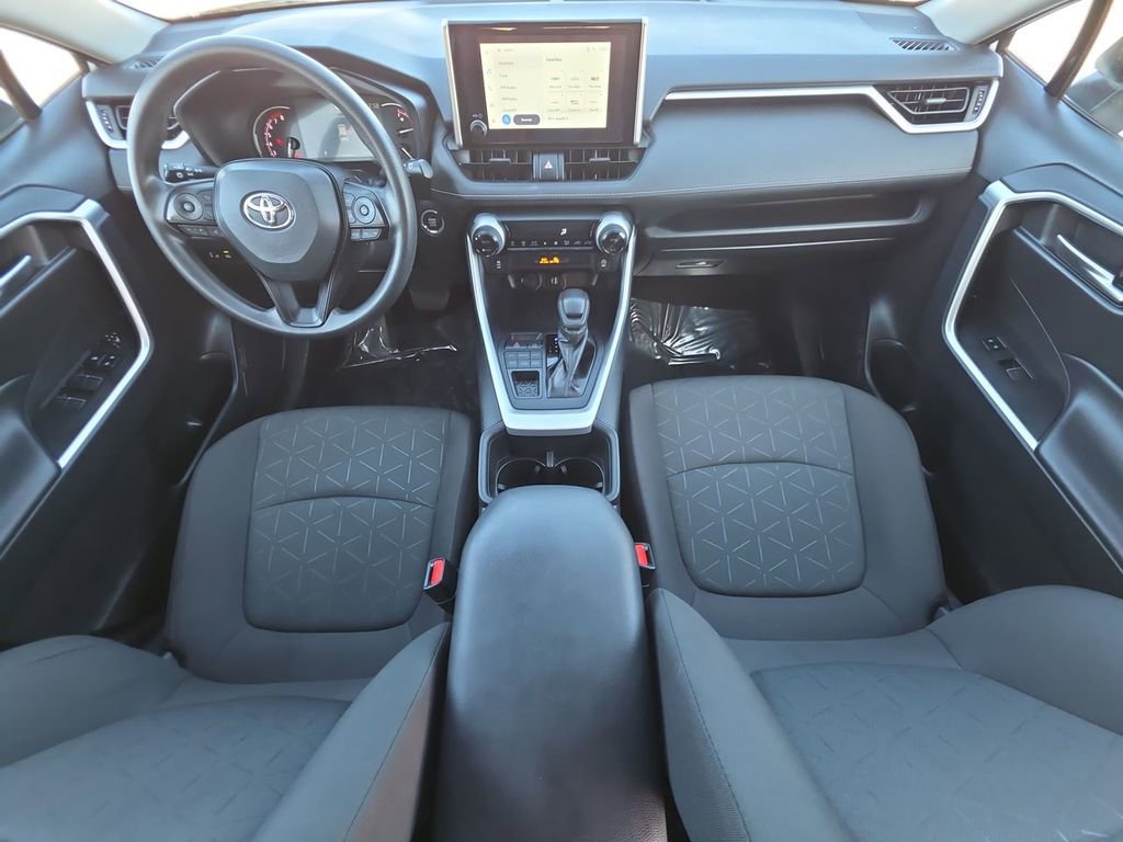 Used 2024 Toyota RAV4 XLE AWD/4WD image 21
