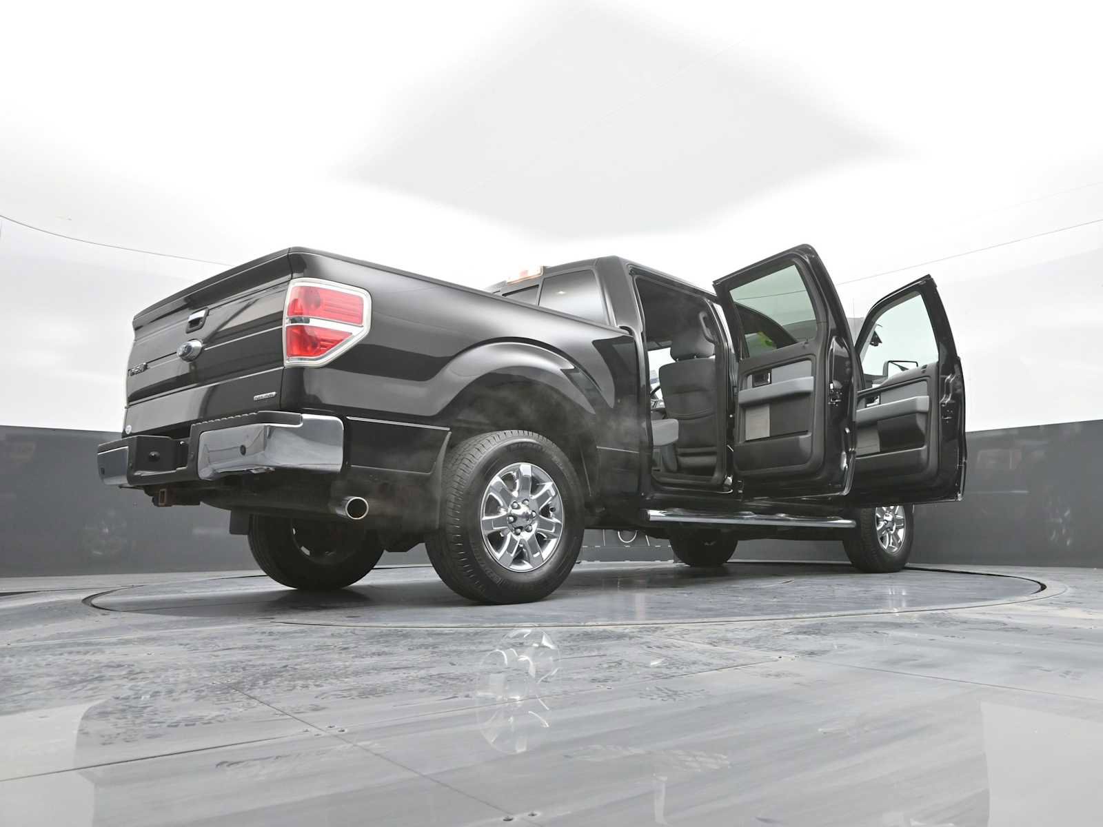 Used 2014 Ford F150 XLT w/ Equipment Group 302A Luxury image 44