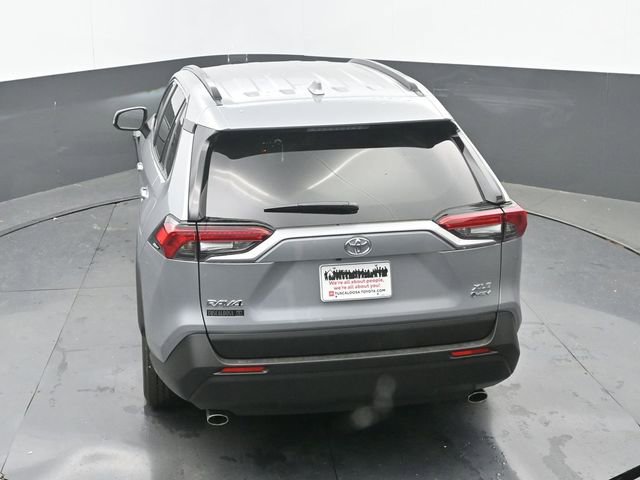 Used 2025 Toyota RAV4 XLE image 29