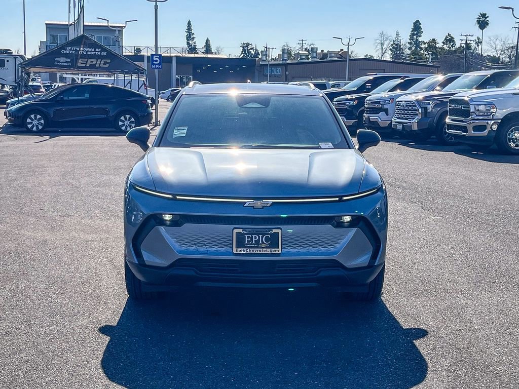 New 2026 Chevrolet Equinox EV LT image 6