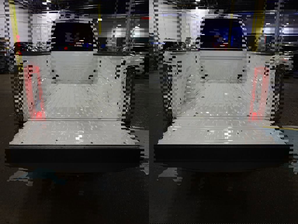 Used 2024 Ford F350 XLT w/ FX4 Off-Road Package image 23