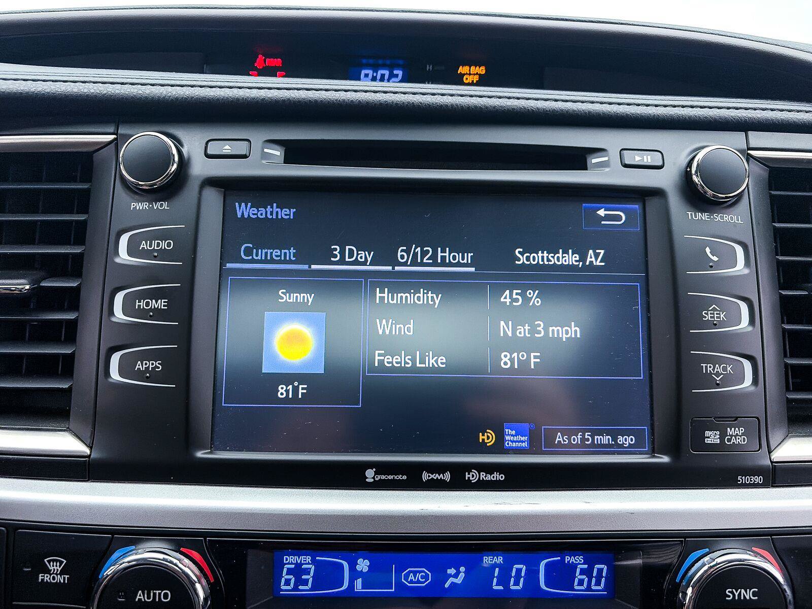 Used 2019 Toyota Highlander XLE FWD image 5