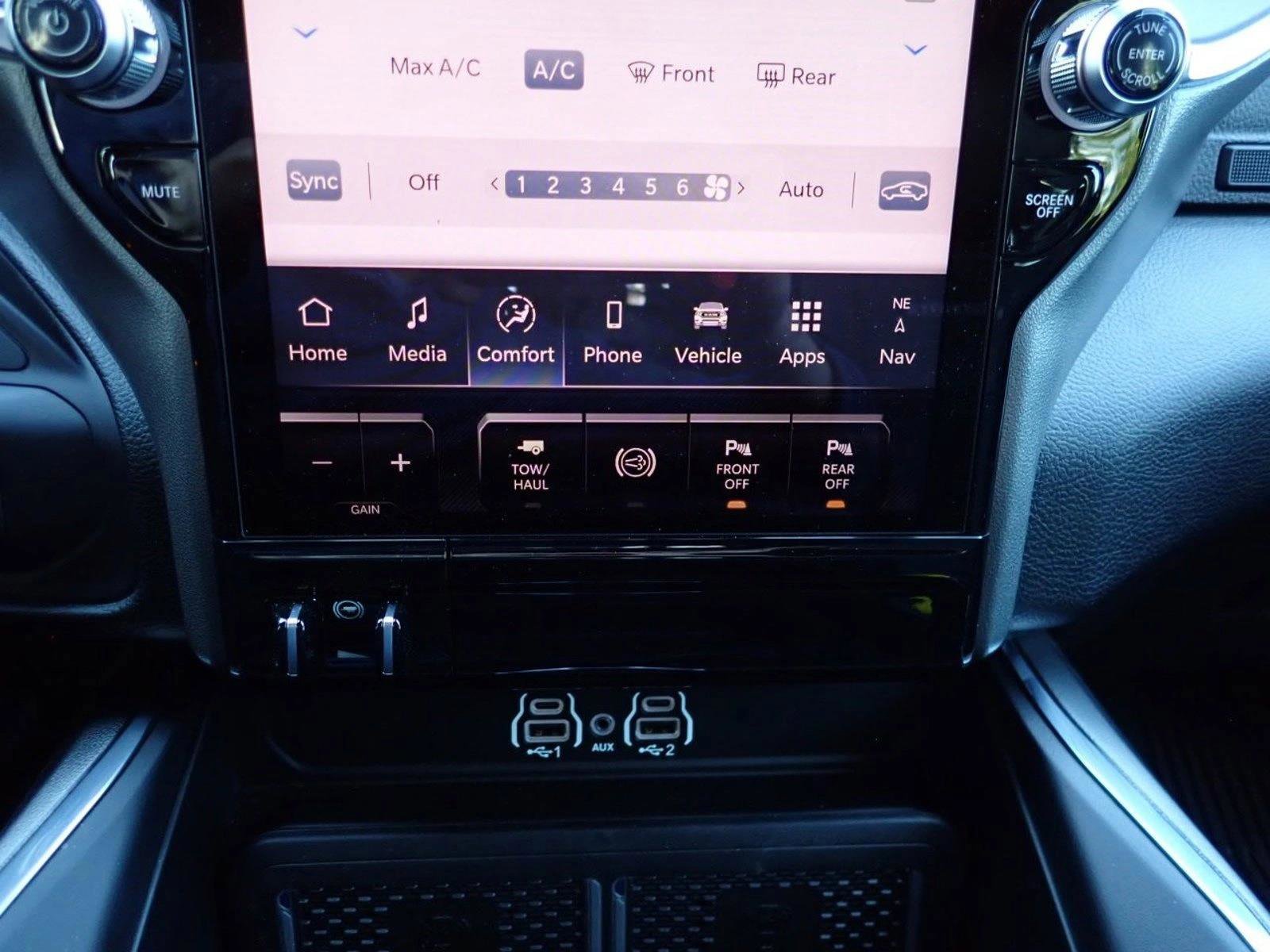 Used 2025 RAM 2500 Laramie AWD/4WD image 20