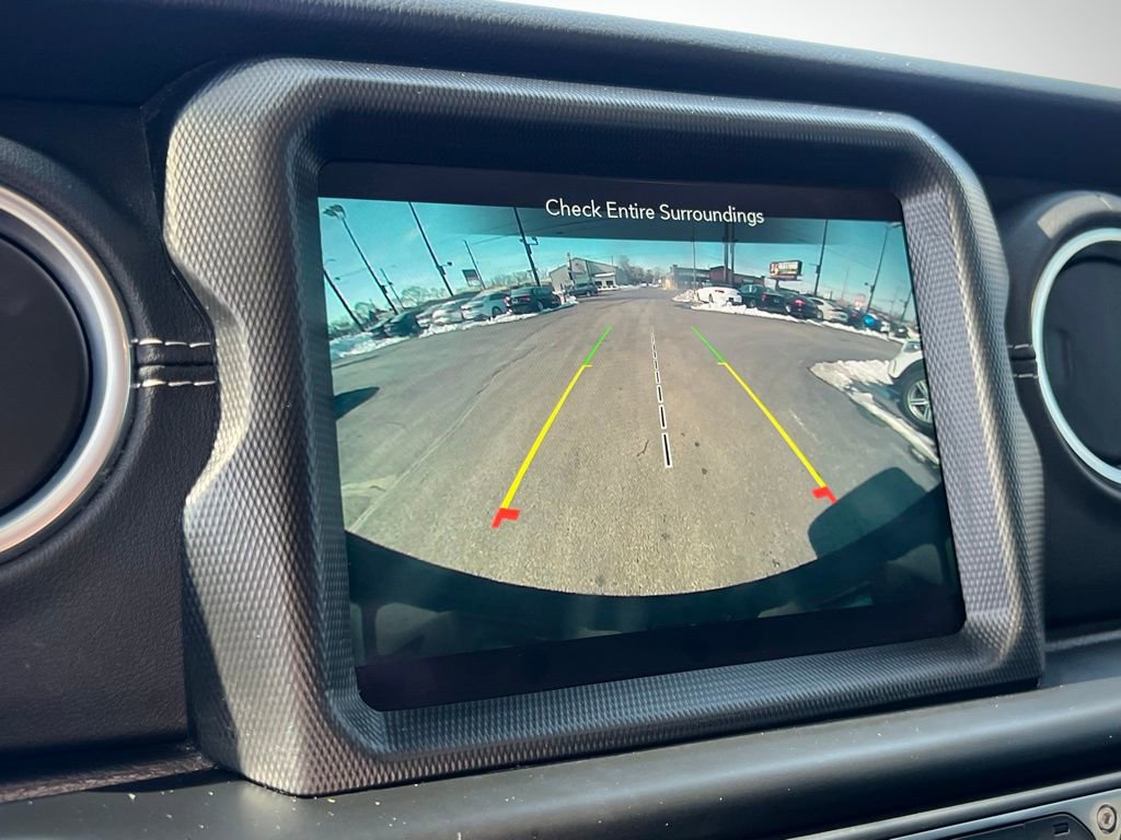 Used 2022 Jeep Wrangler Unlimited Sahara w/ Cold Weather Group image 52