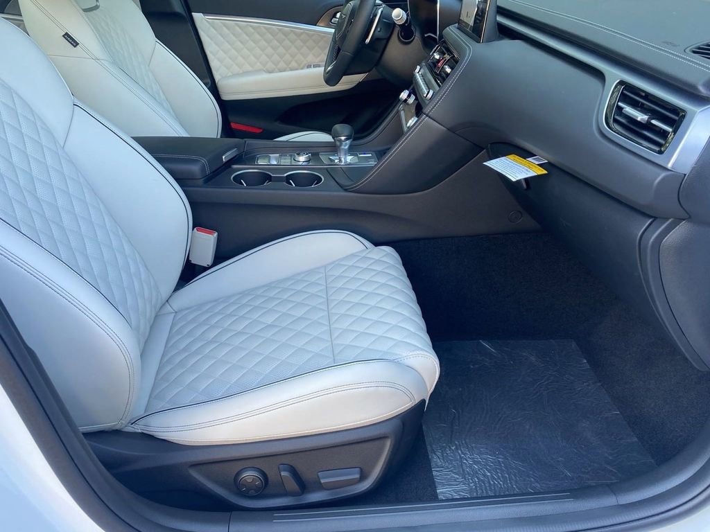New 2025 Genesis G70 3.3T Advanced w/ Sport Prestige Package image 14