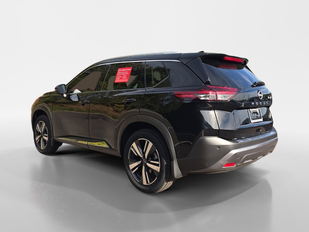 Certified 2023 Nissan Rogue SL w/ SL Premium Package image 3