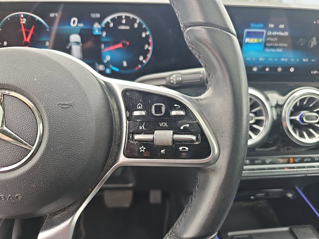 Used 2023 Mercedes-Benz GLA 250 w/ Premium Package image 18