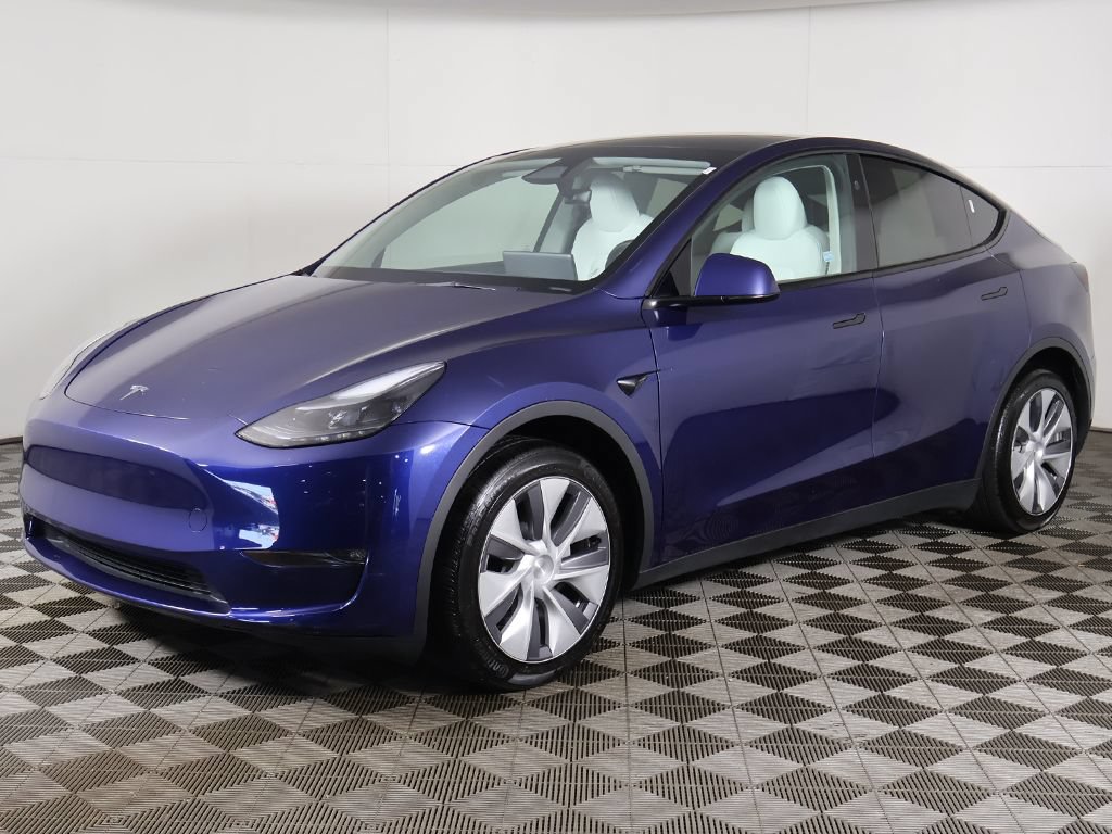 Used 2023 Tesla Model Y Long Range AWD/4WD image 12