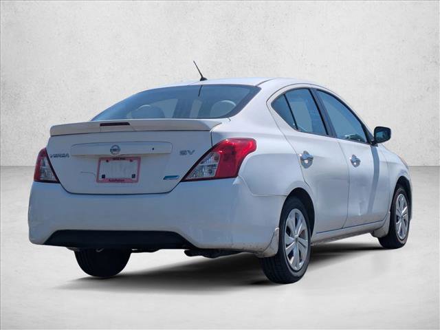 Used 2016 Nissan Versa SV image 5