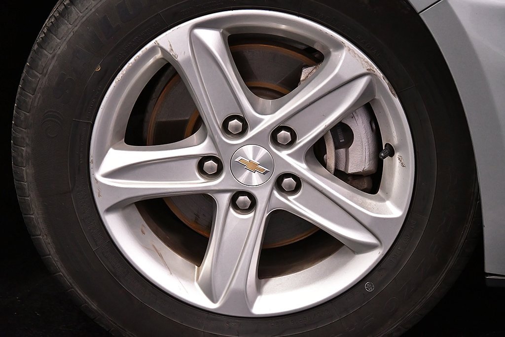 Used 2024 Chevrolet Malibu LT image 9