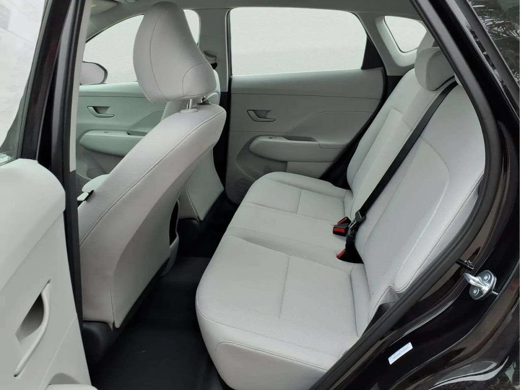 New 2026 Hyundai Kona SE FWD image 10