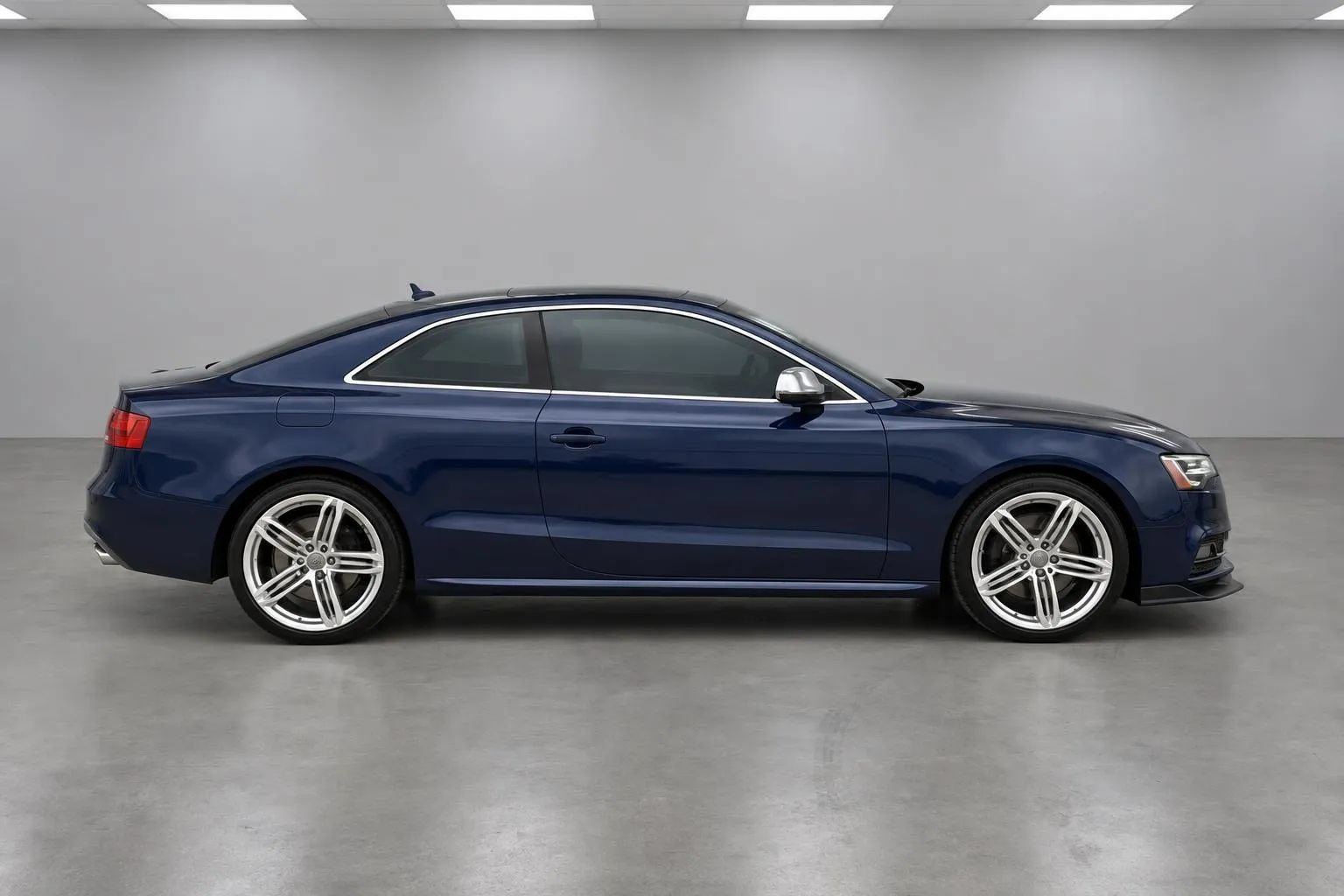 Used 2013 Audi S5 Prestige w/ Prestige Pkg AWD/4WD image 17
