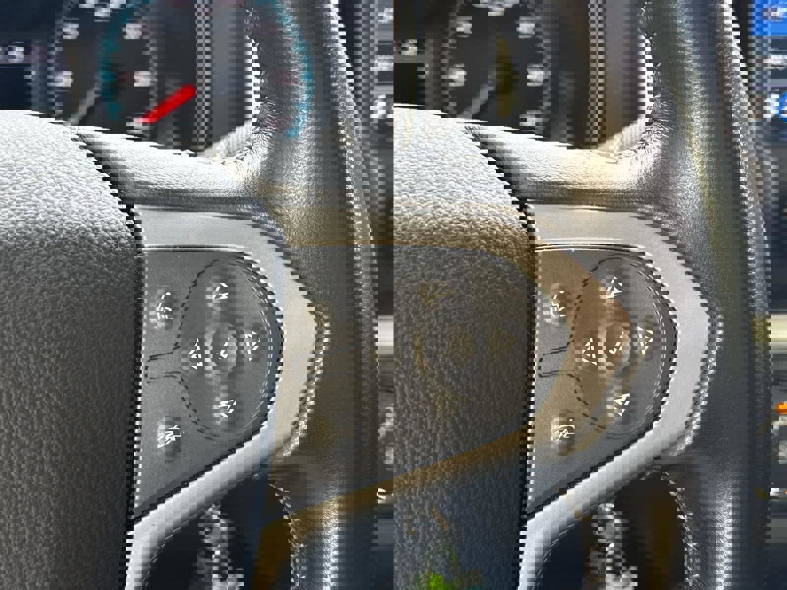 Used 2022 Chevrolet Colorado LT w/ LT Convenience Package image 25