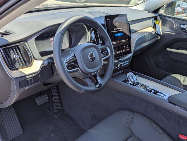 New 2026 Volvo XC60 B5 Plus w/ Climate Package PRO AWD/4WD image 7