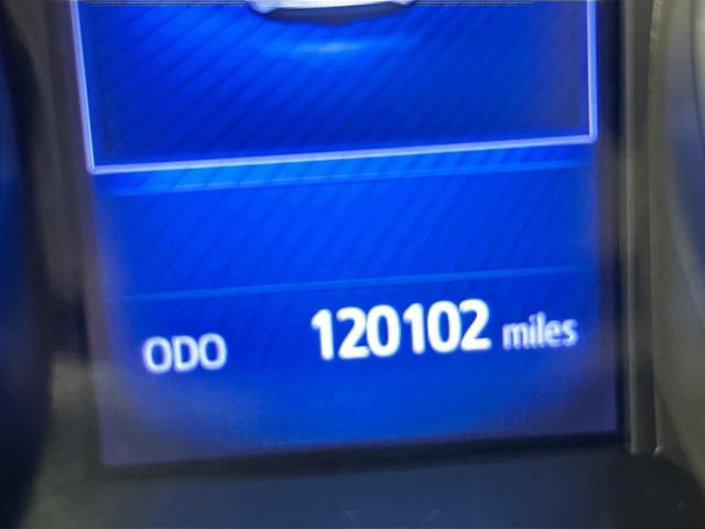 Used 2018 Toyota C-HR XLE FWD image 15