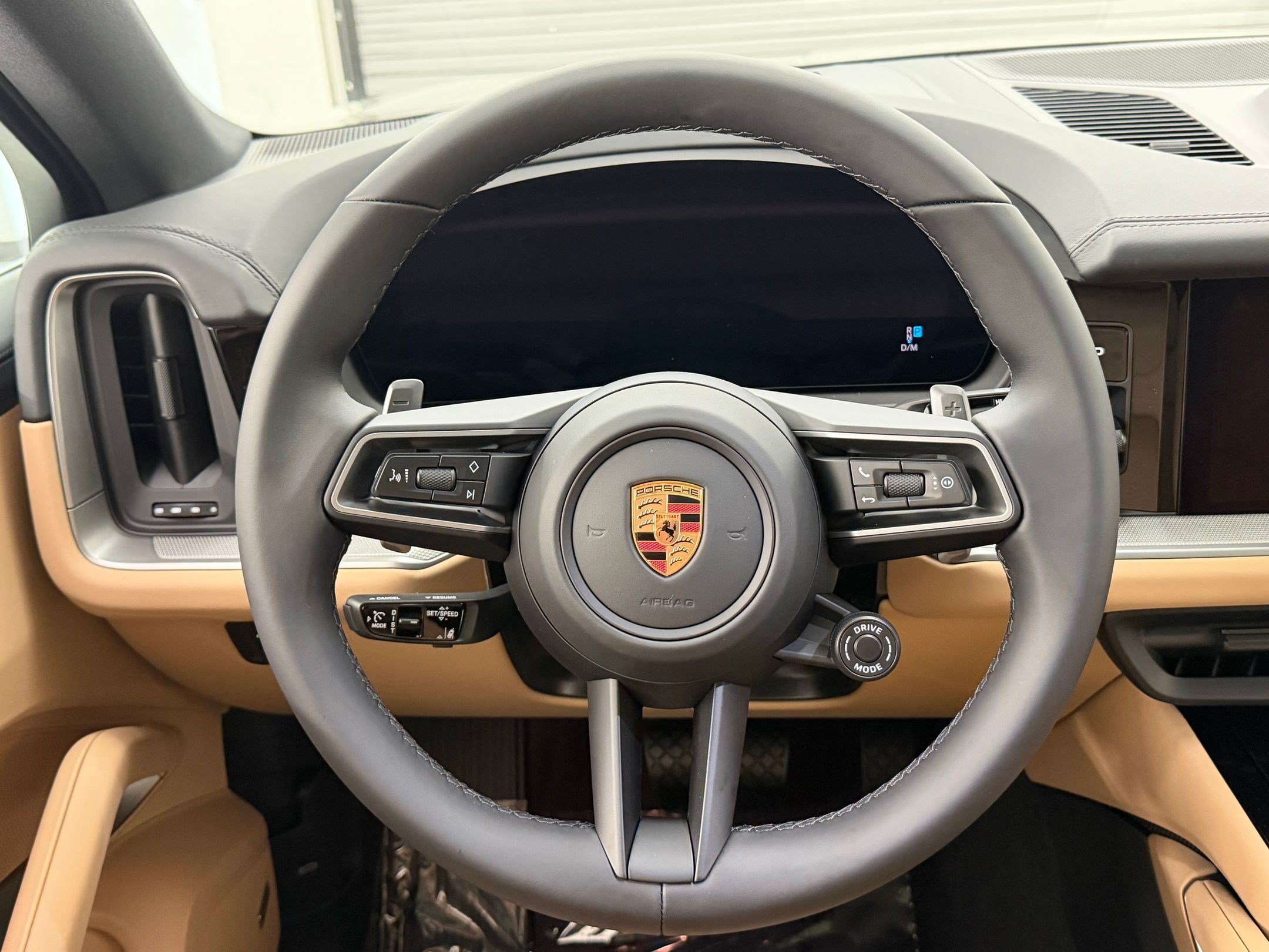 New 2026 Porsche Cayenne Coupe AWD/4WD image 11