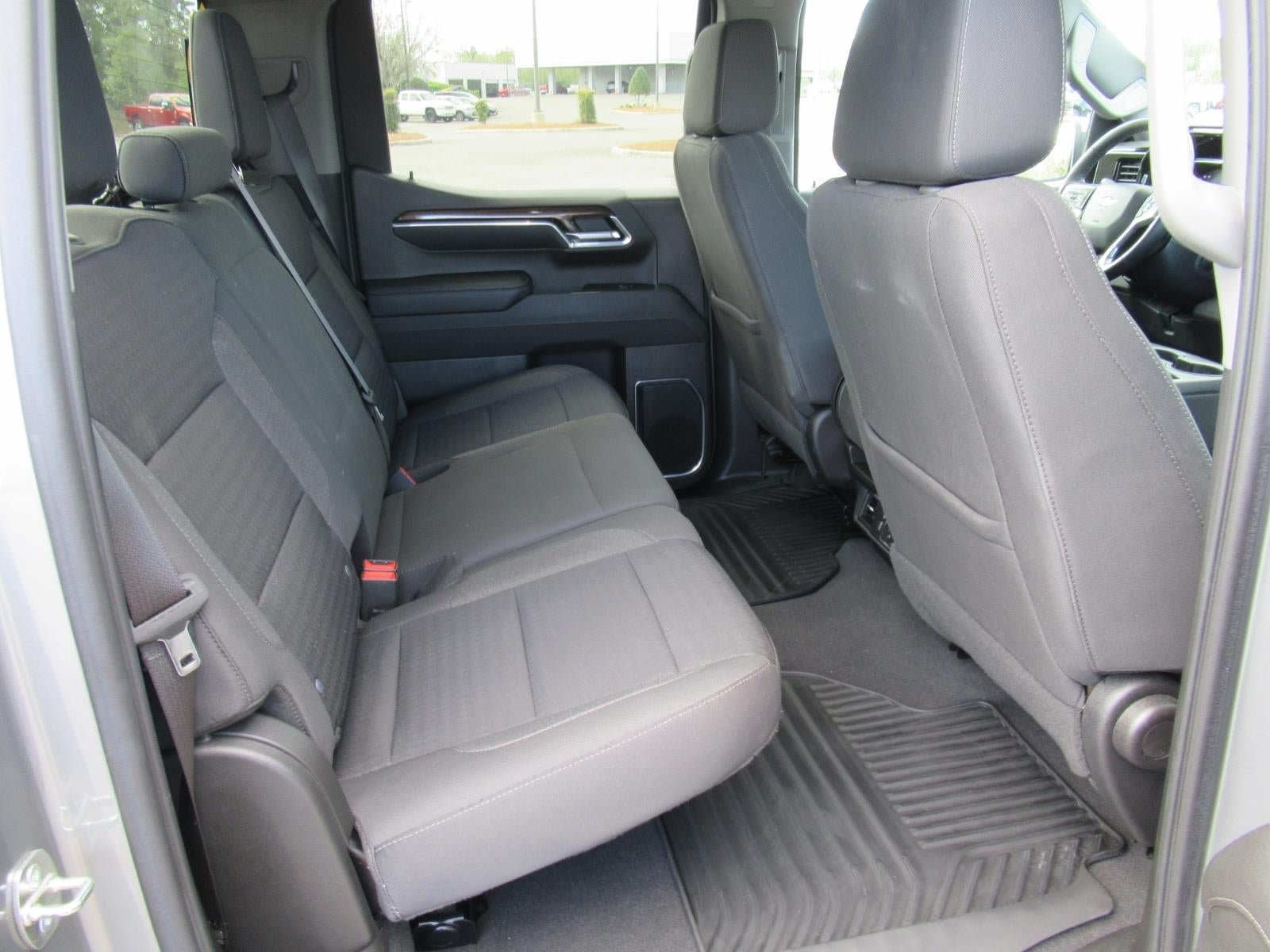 Used 2023 Chevrolet Silverado 1500 LT AWD/4WD image 29