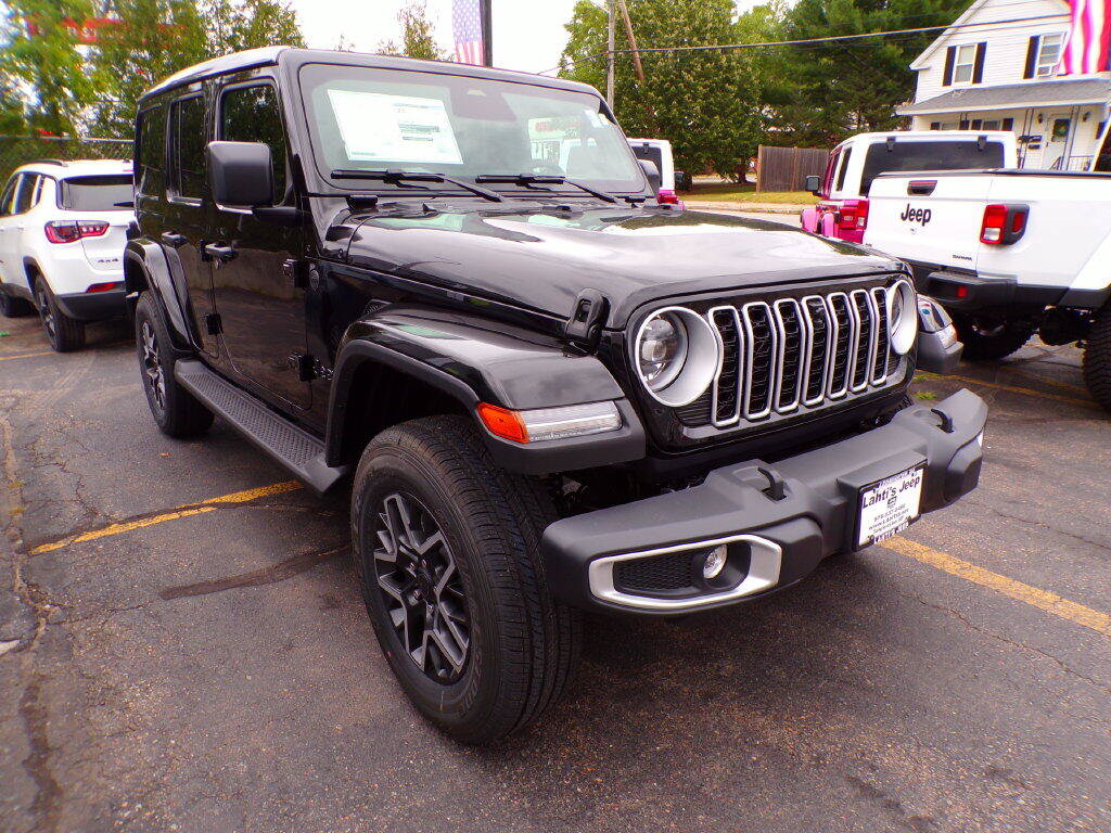 New 2027 Jeep Wrangler Unlimited Sahara AWD/4WD image 3