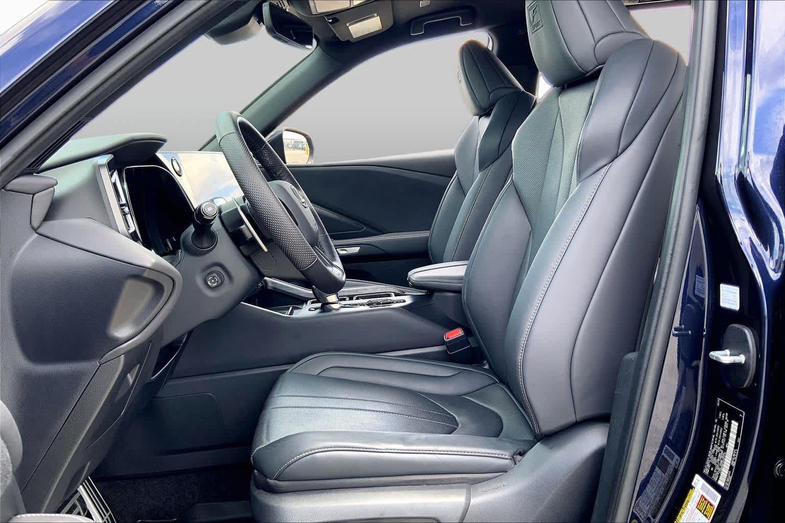 Used 2024 Lexus TX 500h AWD w/ Technology Package image 8