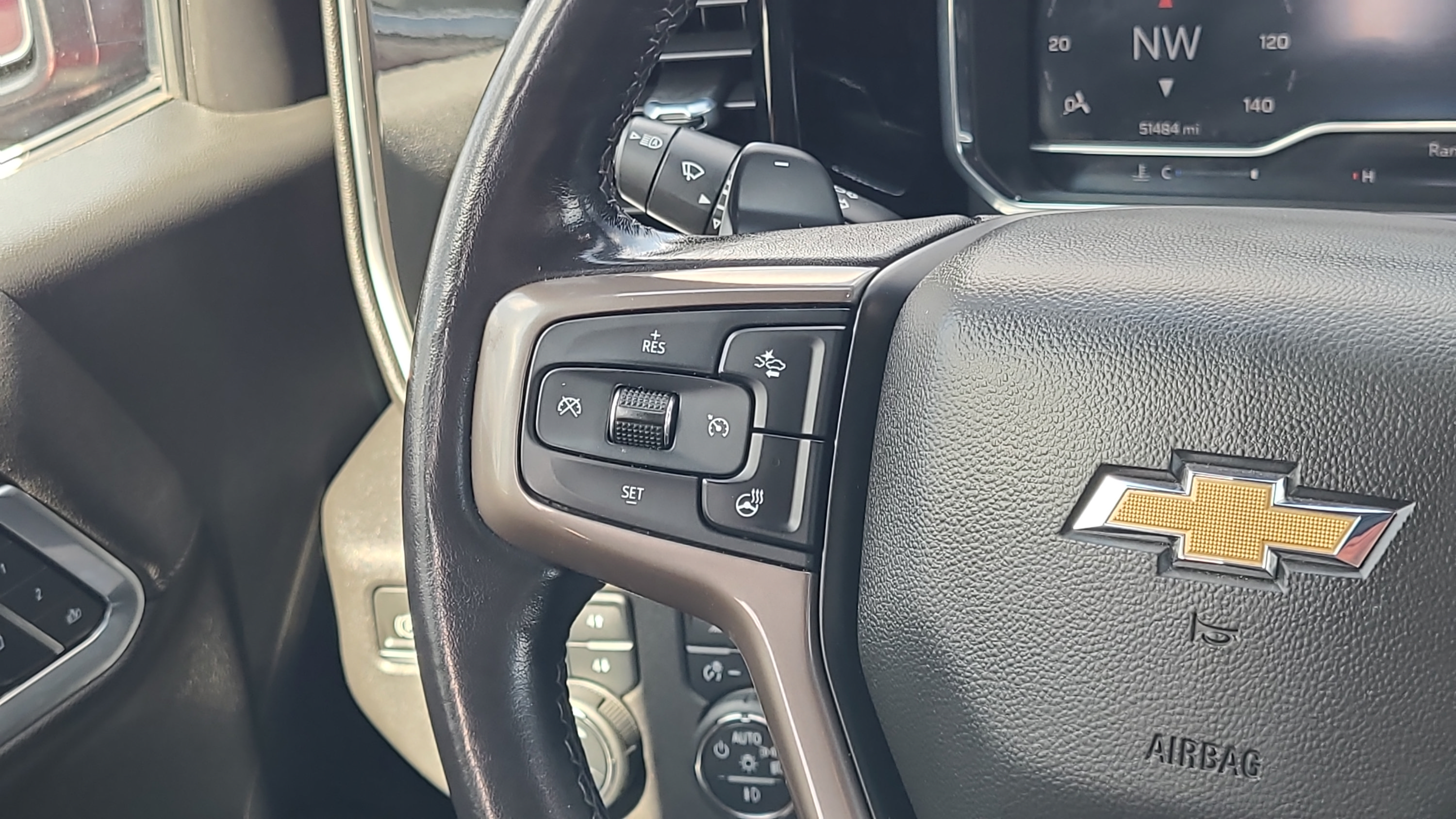 Used 2022 Chevrolet Silverado 1500 High Country w/ High Country Premium Package AWD/4WD image 14