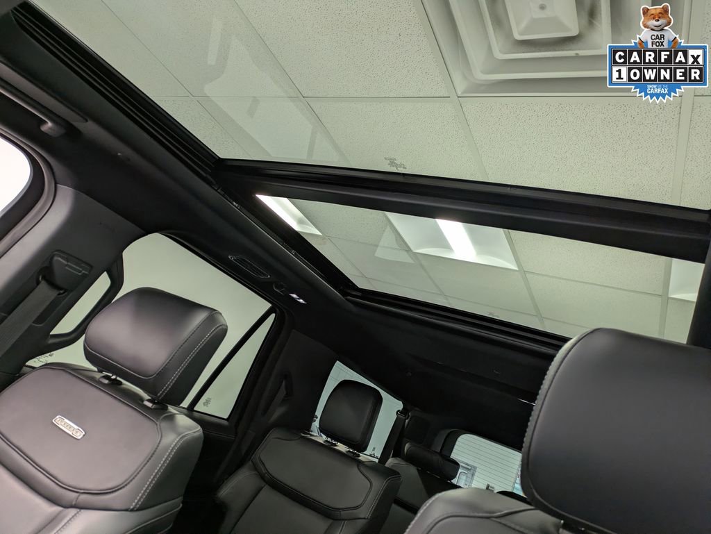 Certified 2025 Ford Expedition Max Platinum w/ Stealth Performance Package AWD/4WD image 24