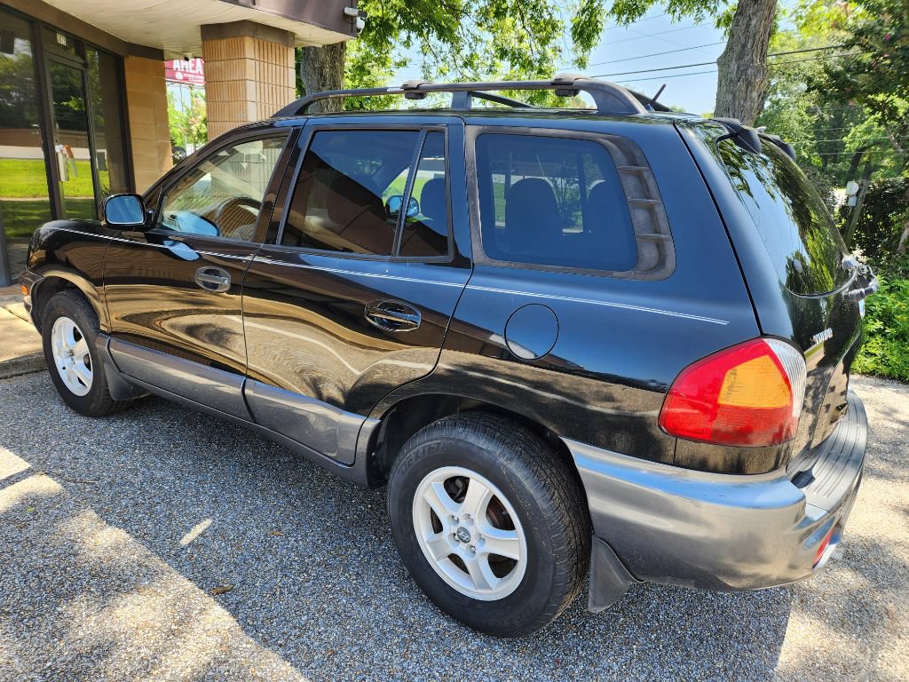 Used 2004 Hyundai Santa Fe GLS FWD image 4