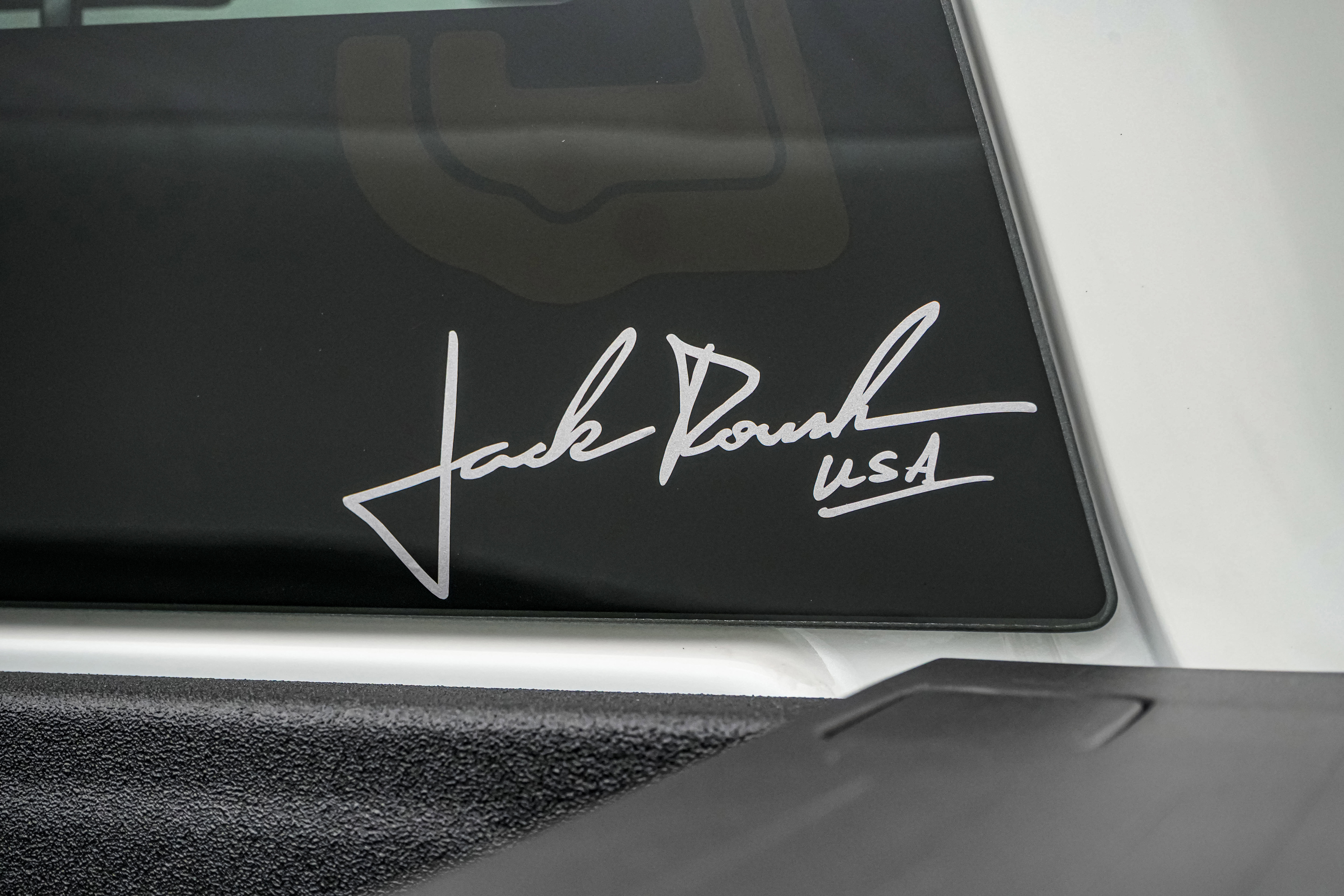 New 2026 Ford F250 Lariat w/ Black Appearance Package image 23