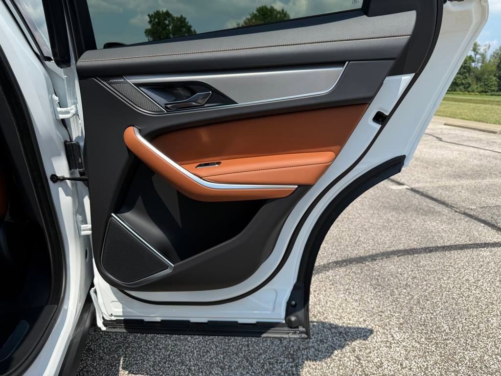 New 2026 Jaguar F-PACE R-Dynamic S AWD/4WD image 17