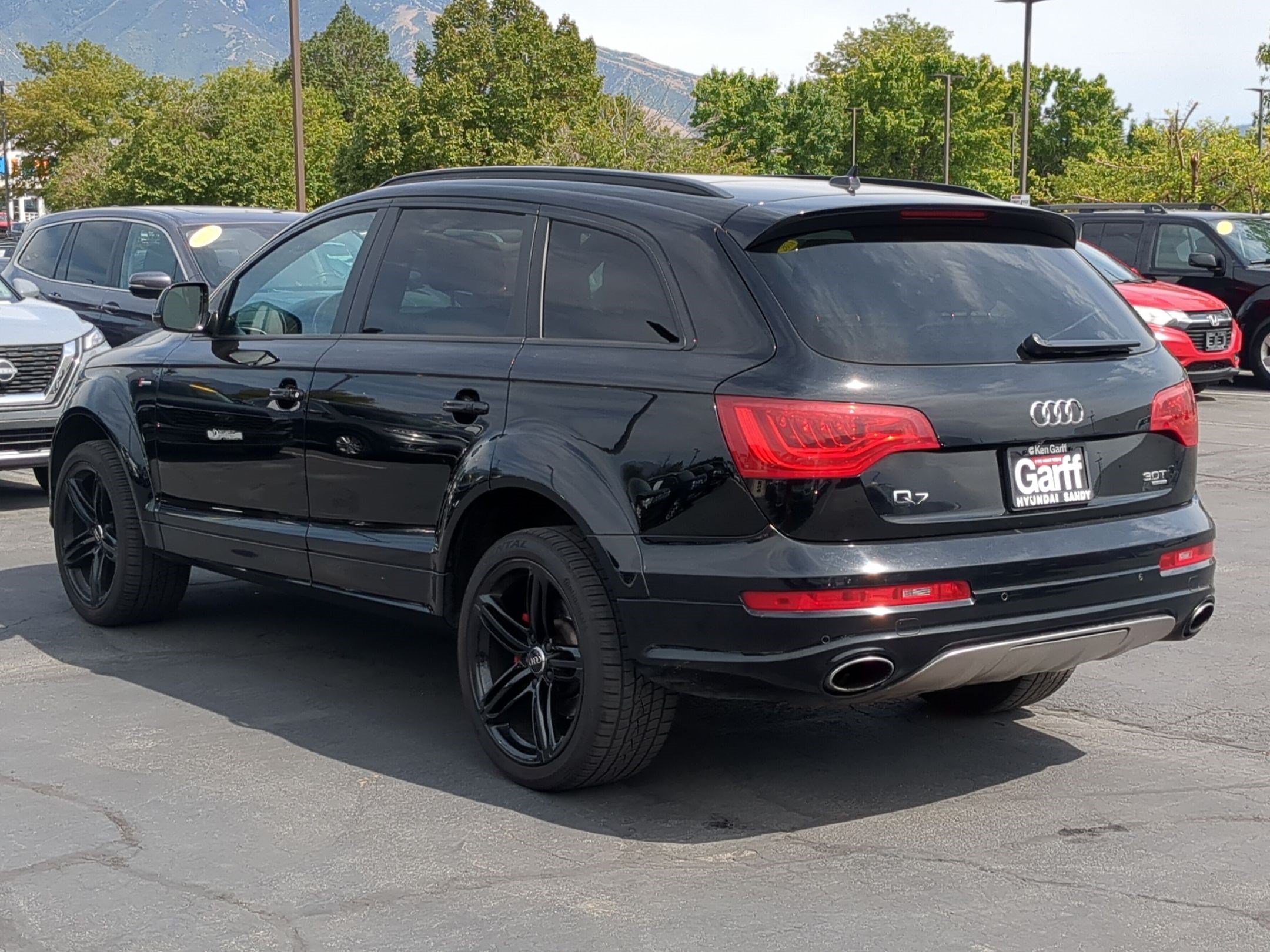Used 2015 Audi Q7 3.0T S line Prestige w/ Sport Style Plus Package AWD/4WD image 8