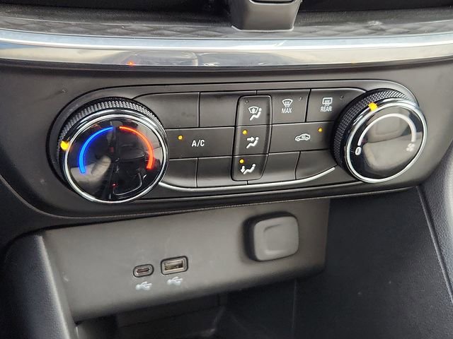 Certified 2025 Buick Encore GX Preferred image 15