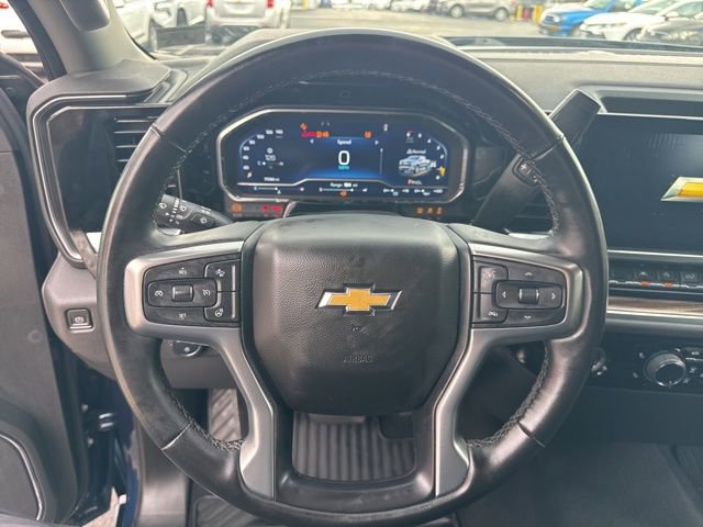 Used 2023 Chevrolet Silverado 1500 LT image 18