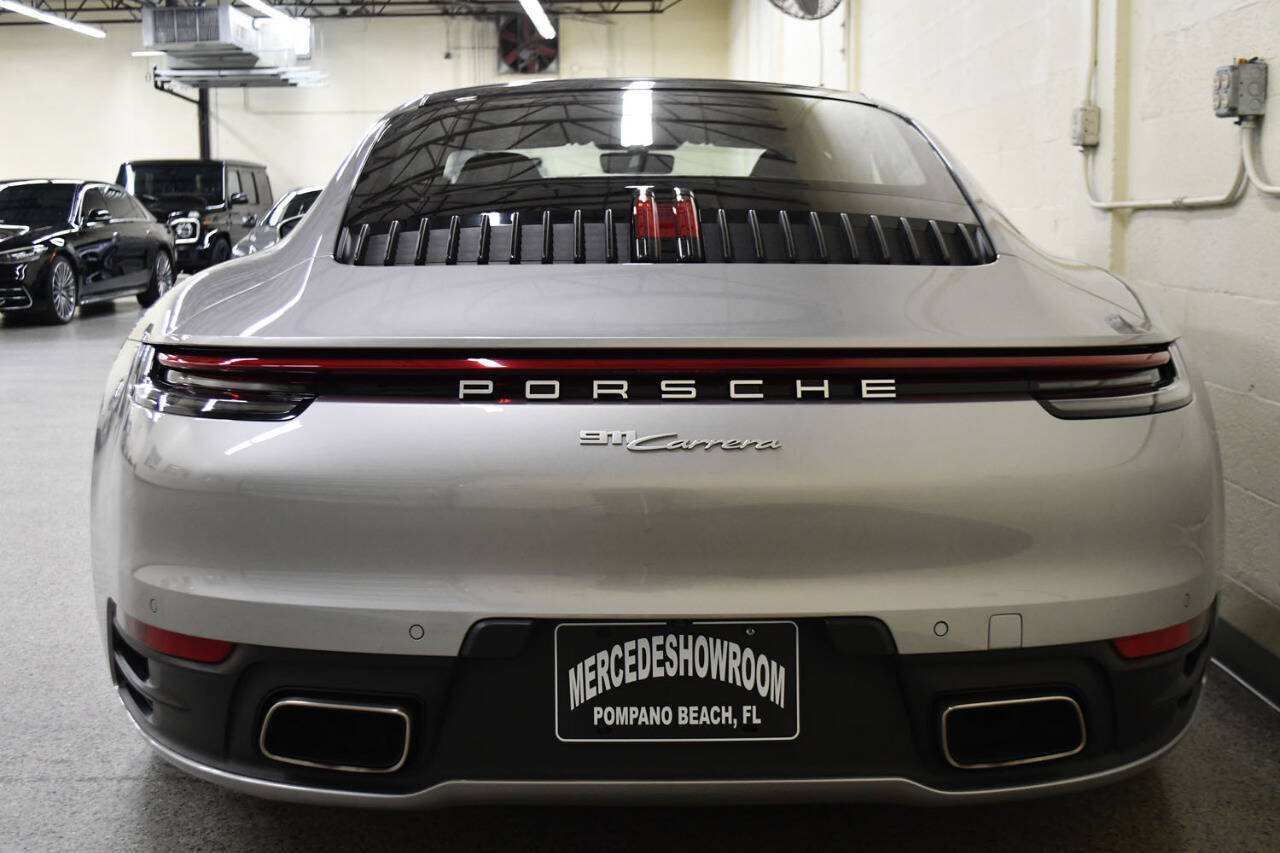 Used 2022 Porsche 911 Carrera w/ Premium Package RWD image 6