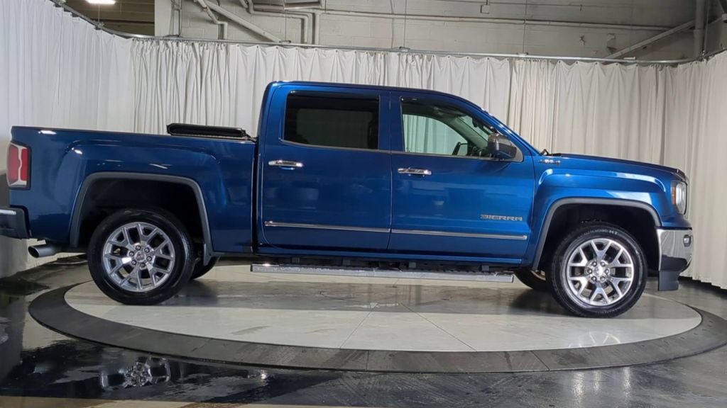 Used 2018 GMC Sierra 1500 SLT w/ SLT Premium Package AWD/4WD image 11