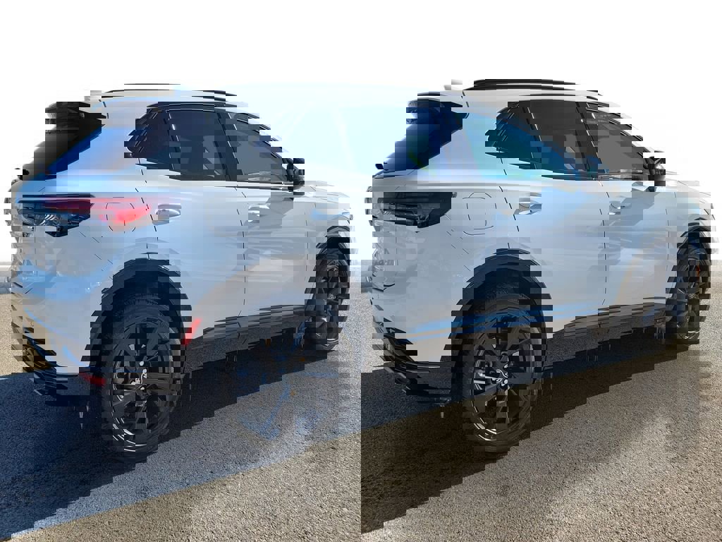 Used 2023 Buick Envision Preferred w/ Sport Touring Package image 4