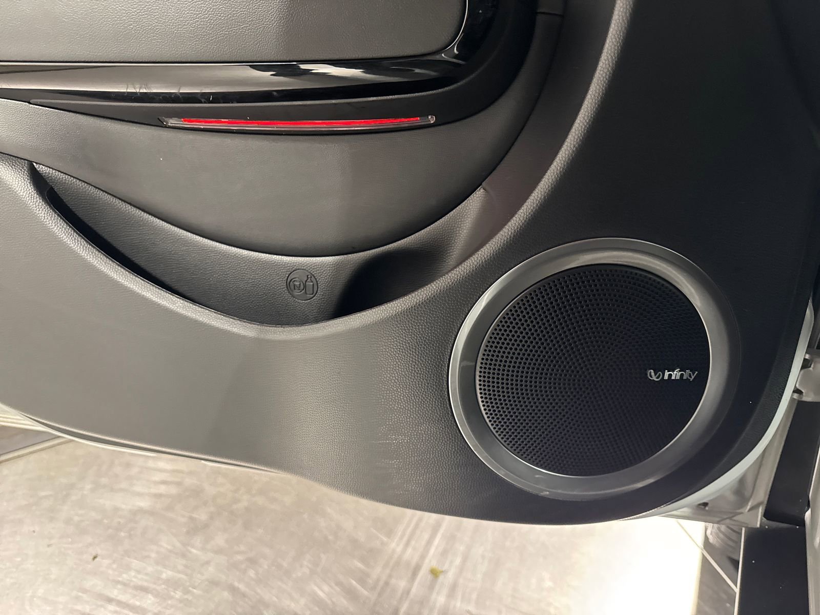 Used 2016 Kia Soul + w/ Audio Package FWD image 19