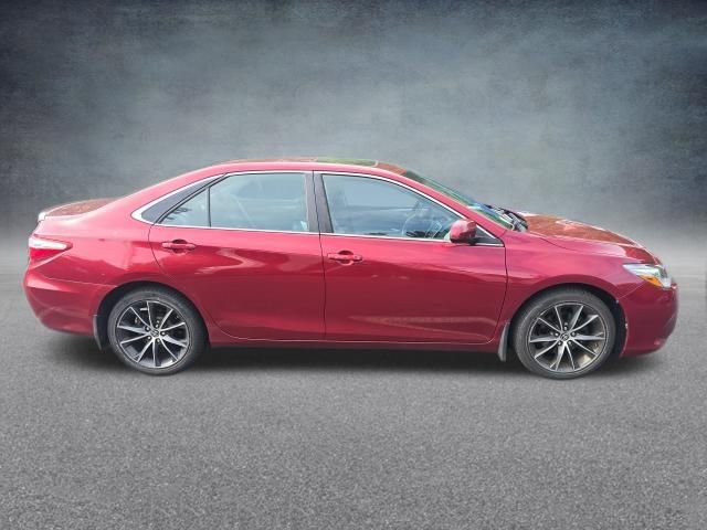 Used 2015 Toyota Camry XSE w/ Moonroof Package FWD image 8