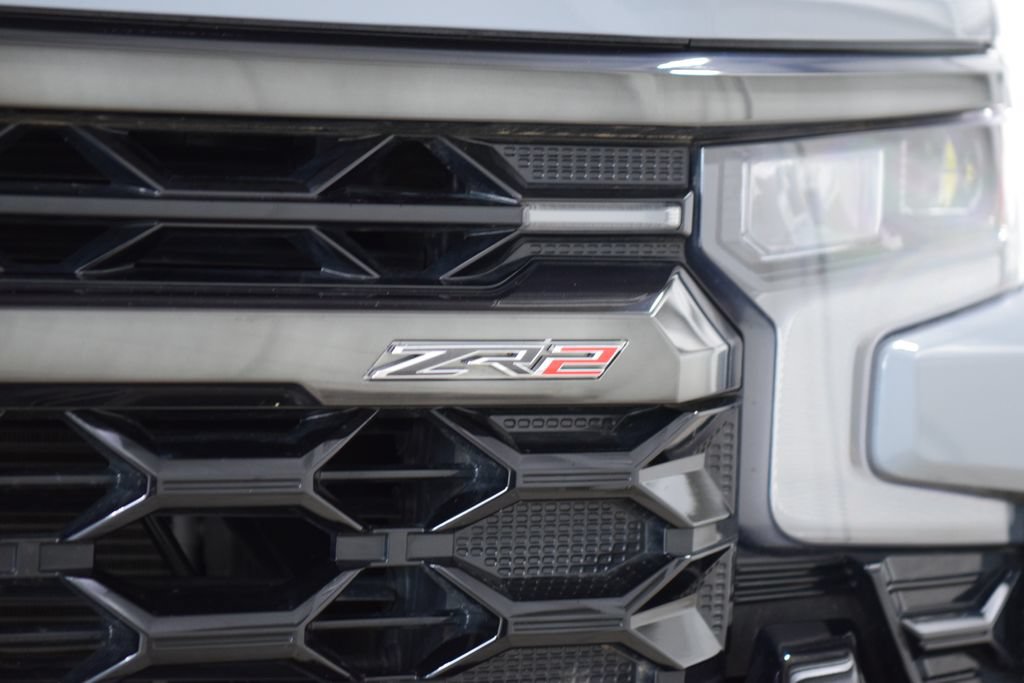 Used 2025 Chevrolet Silverado 1500 ZR2 w/ Technology Package AWD/4WD image 16